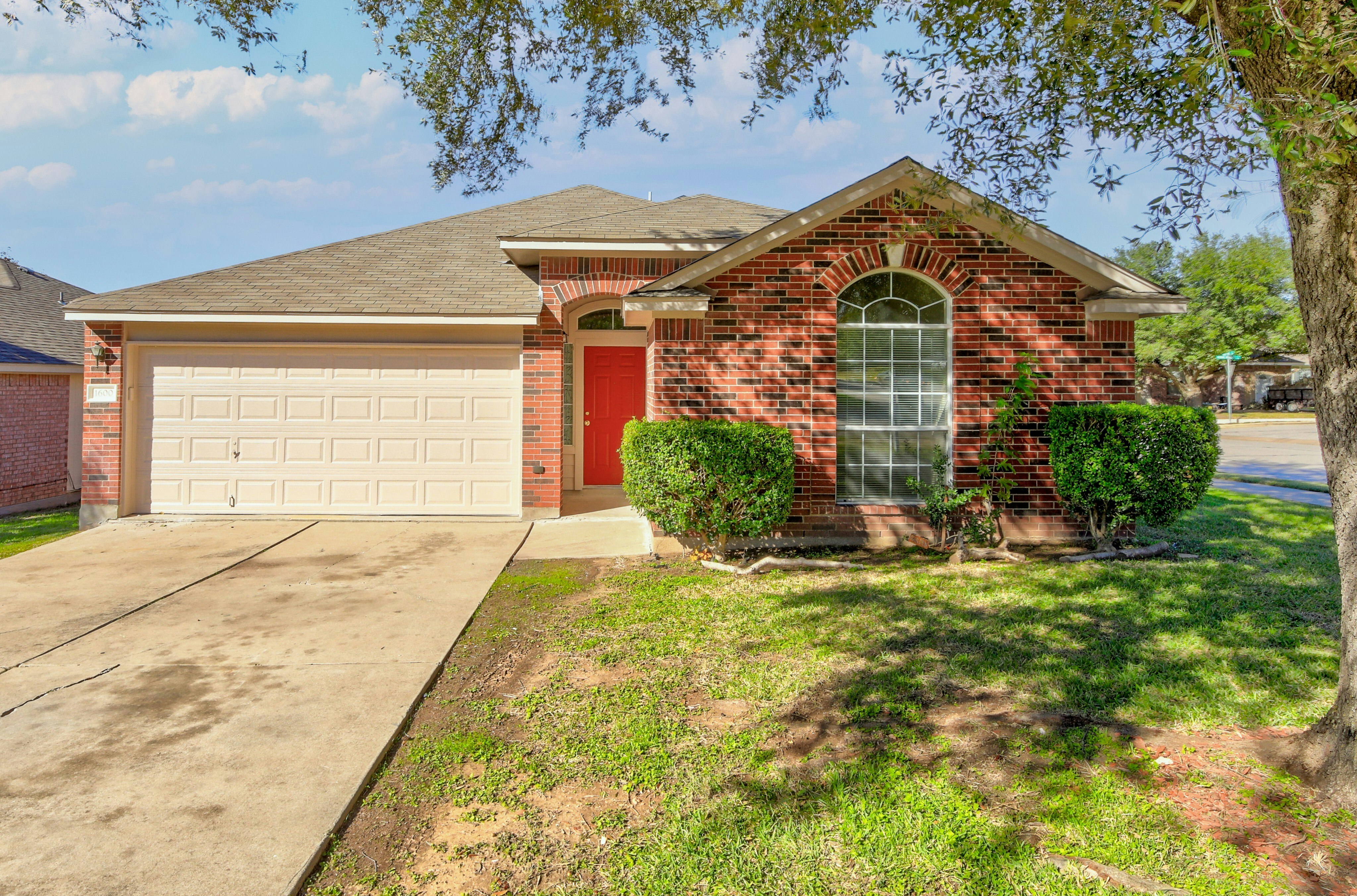 1600 Rosewood Court, Round Rock, TX 78664, Presented by Roger Buraimoh